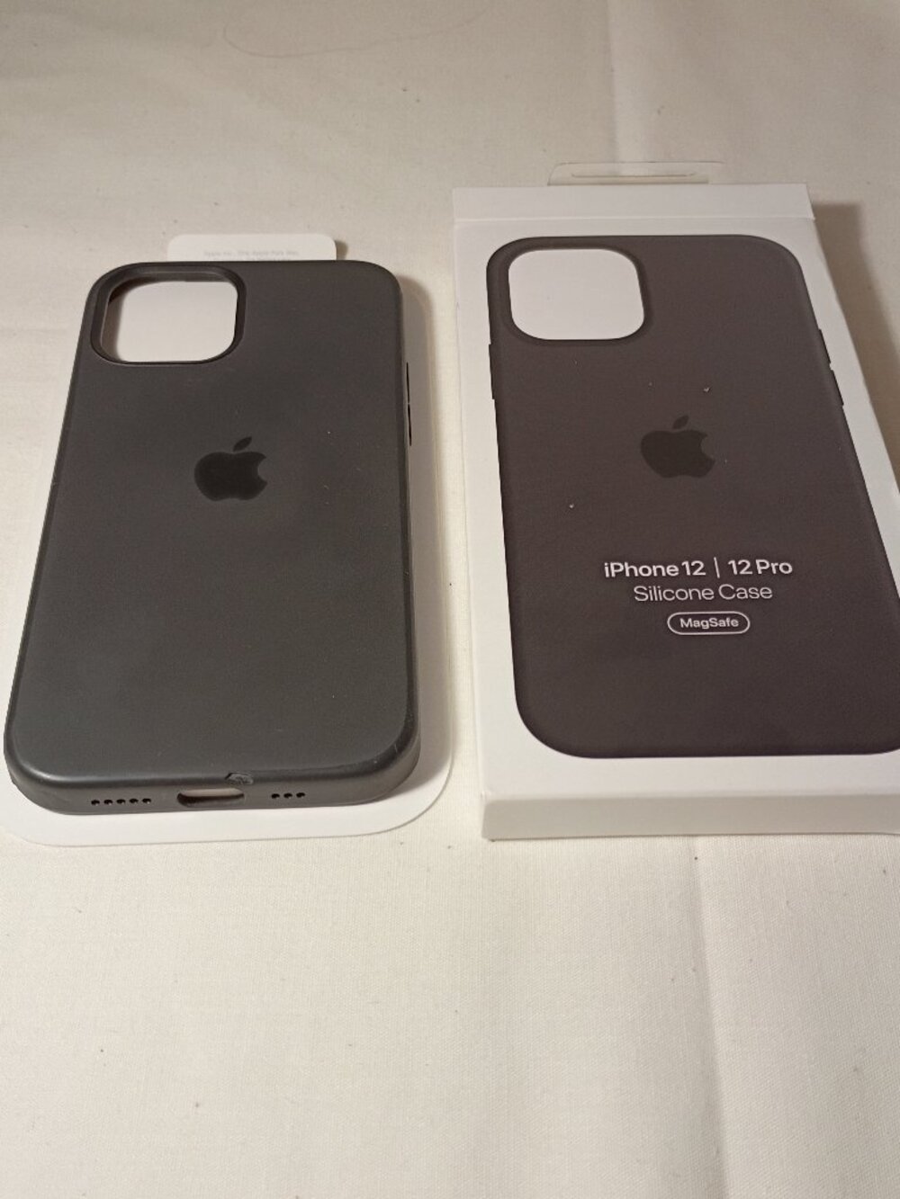Apple I Phone Case for I- Phone 12/I-Phone 12 Pro Black New but opened box